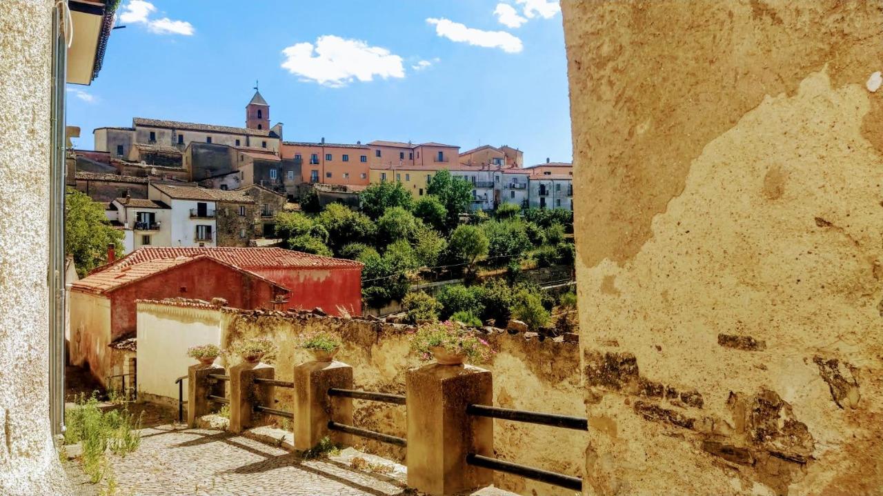 Le Origini Casa In Borgo Tipico Lucano Trivigno エクステリア 写真